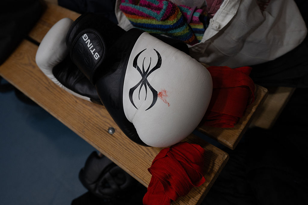 Isis Sio's Timeline: Boxing Safety & Quick Returns